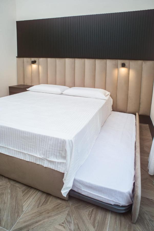 Fida Rooms Naples Exterior photo