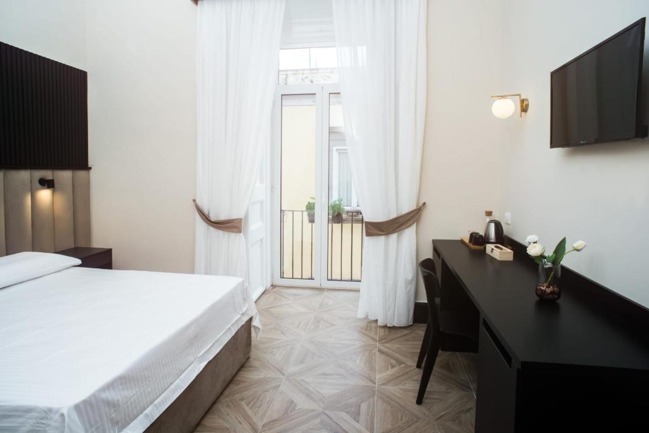 Fida Rooms Naples Exterior photo