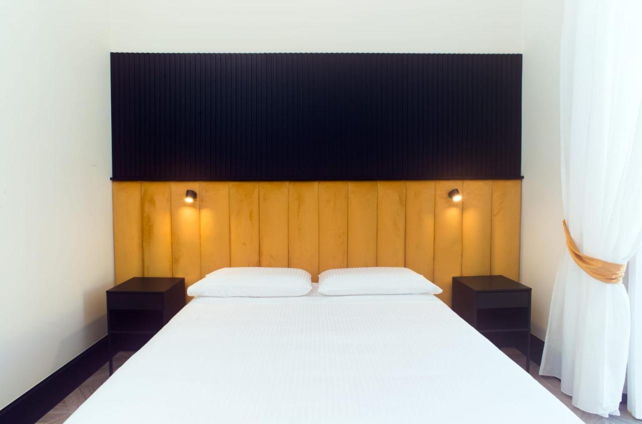 Fida Rooms Naples Exterior photo