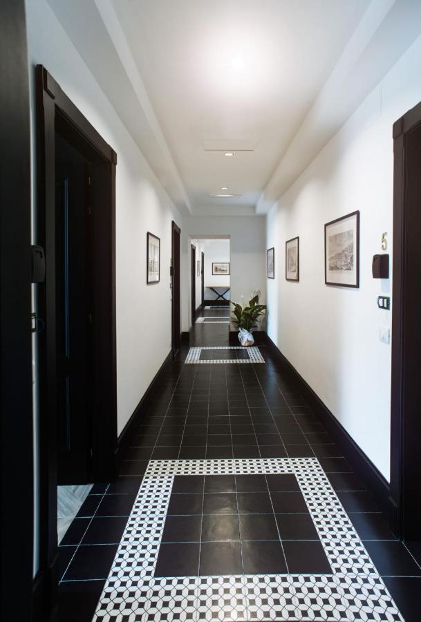 Fida Rooms Naples Exterior photo