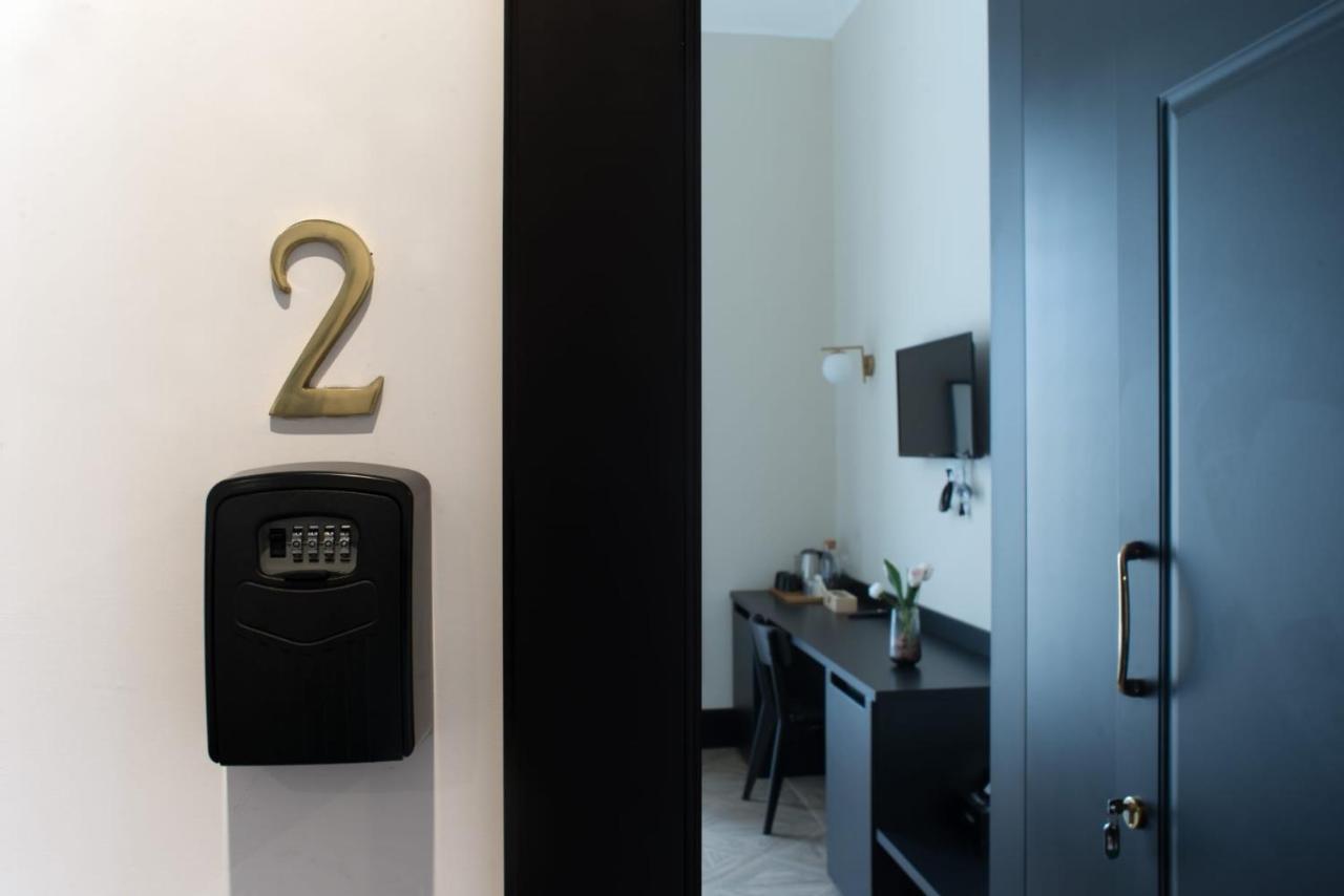 Fida Rooms Naples Exterior photo