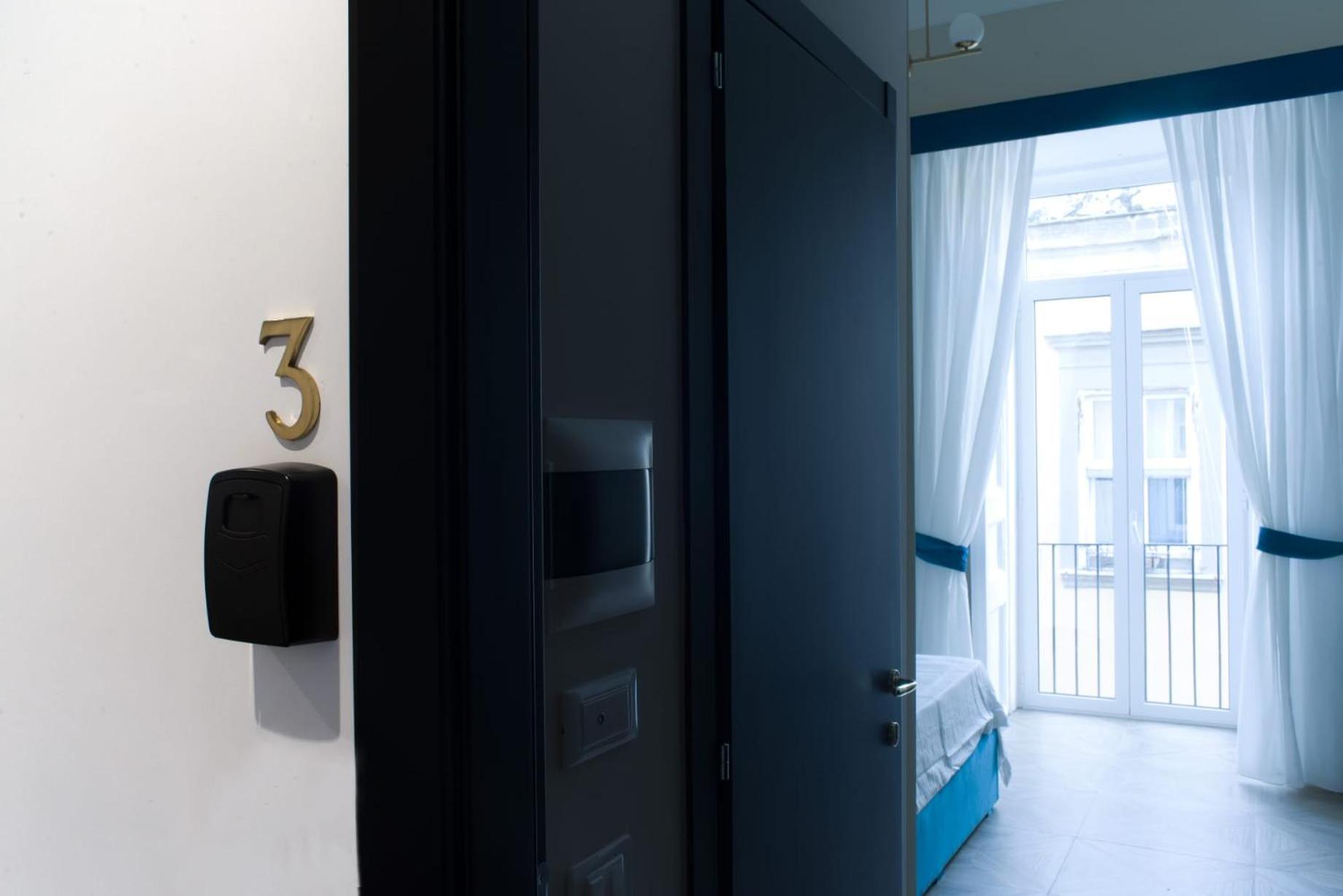 Fida Rooms Naples Exterior photo